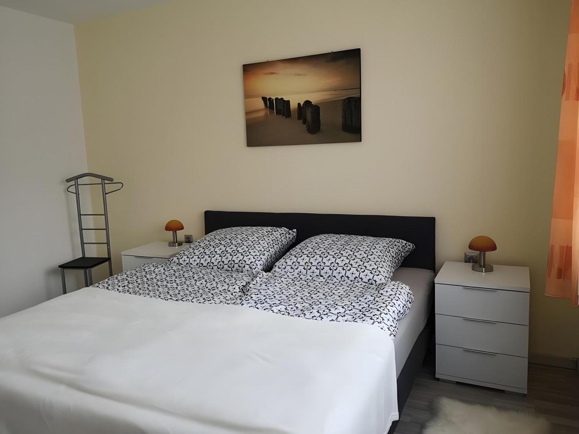 Ferienwohnung Am Schlosspark Melsungen Esterno foto